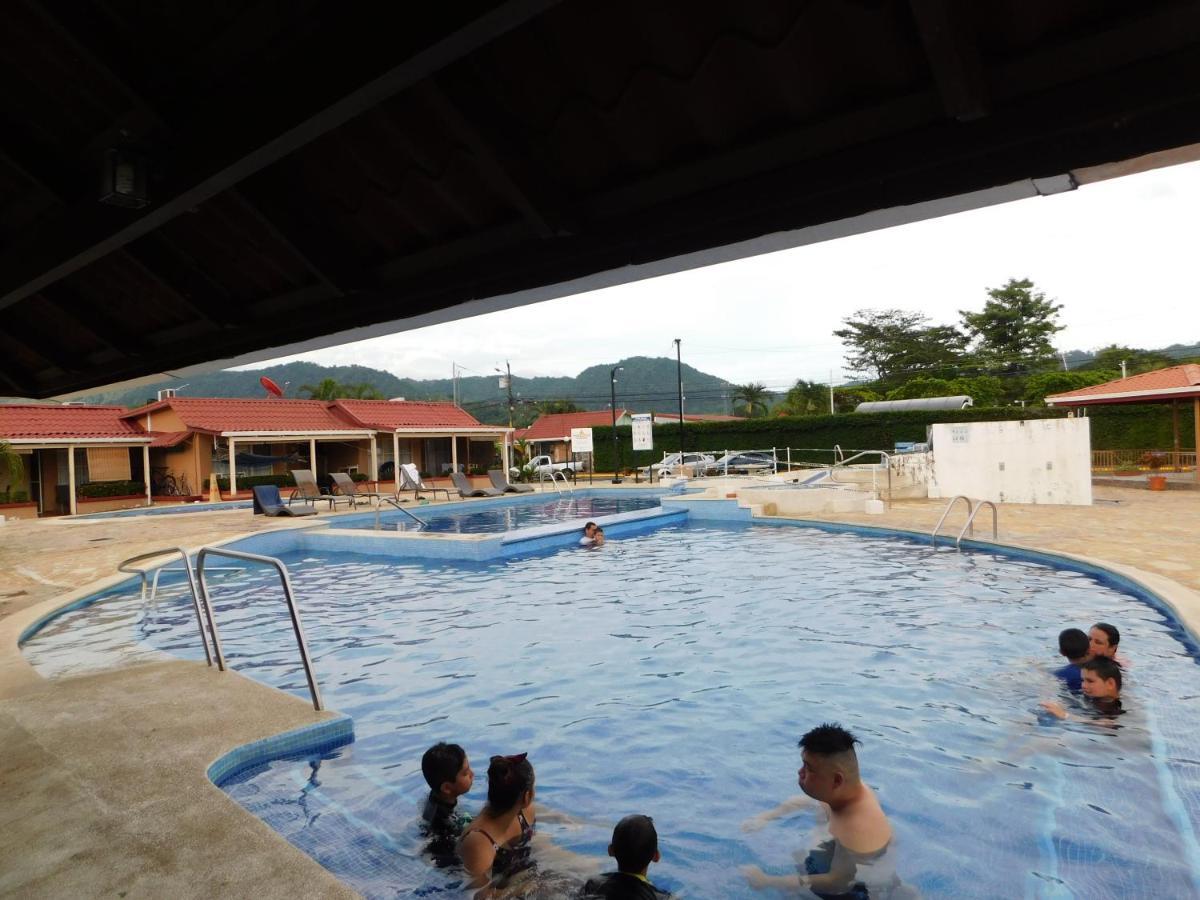 Condo Villa B27 Sleeps Five People - B28 Sleeps Six People - Price Includes Housekeeping Fees Not Taxes - Very Close To The Pool And Beach! Jaco Exterior photo