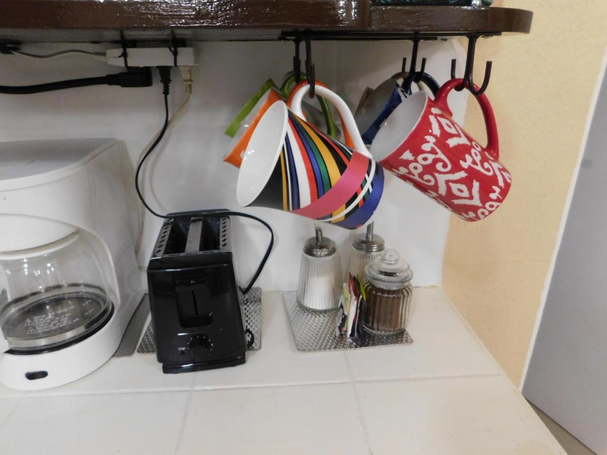 Condo Villa B27 Sleeps Five People - B28 Sleeps Six People - Price Includes Housekeeping Fees Not Taxes - Very Close To The Pool And Beach! Jaco Exterior photo