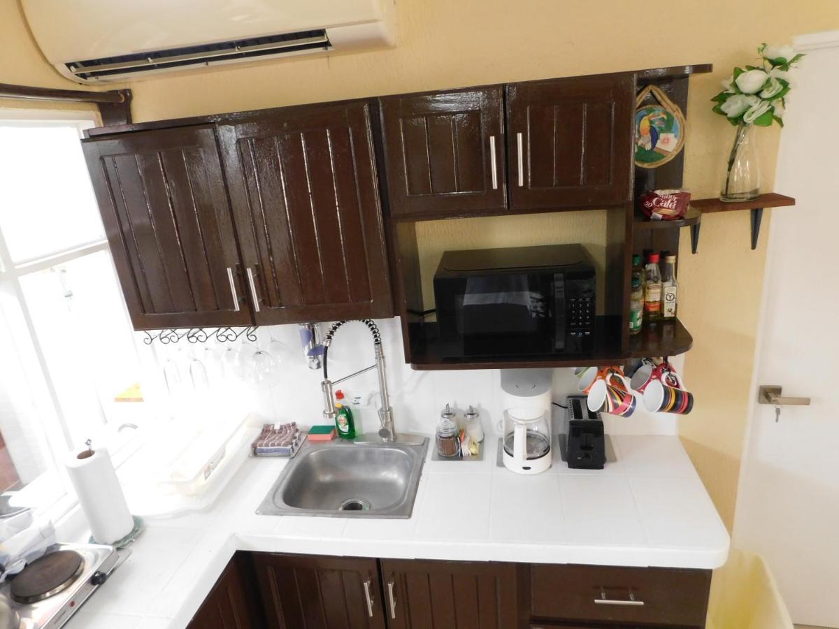 Condo Villa B27 Sleeps Five People - B28 Sleeps Six People - Price Includes Housekeeping Fees Not Taxes - Very Close To The Pool And Beach! Jaco Exterior photo